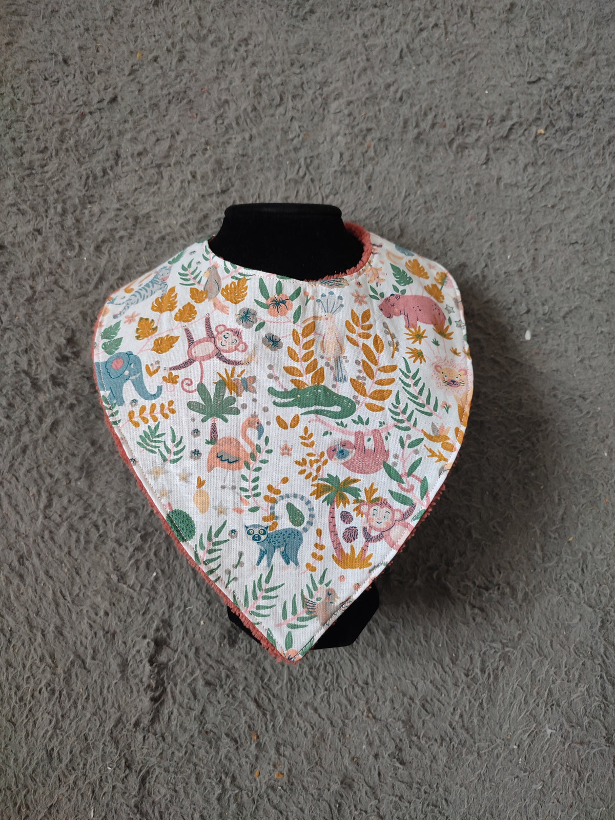 Bavoir bandanna pour bébé