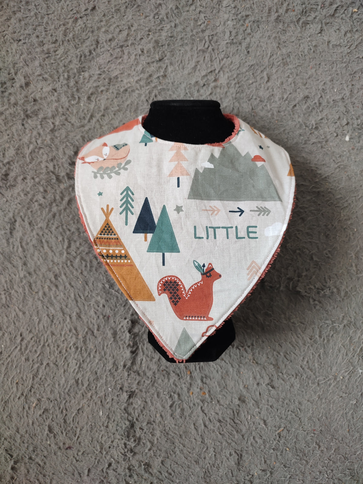 Bavoir bandanna pour bébé